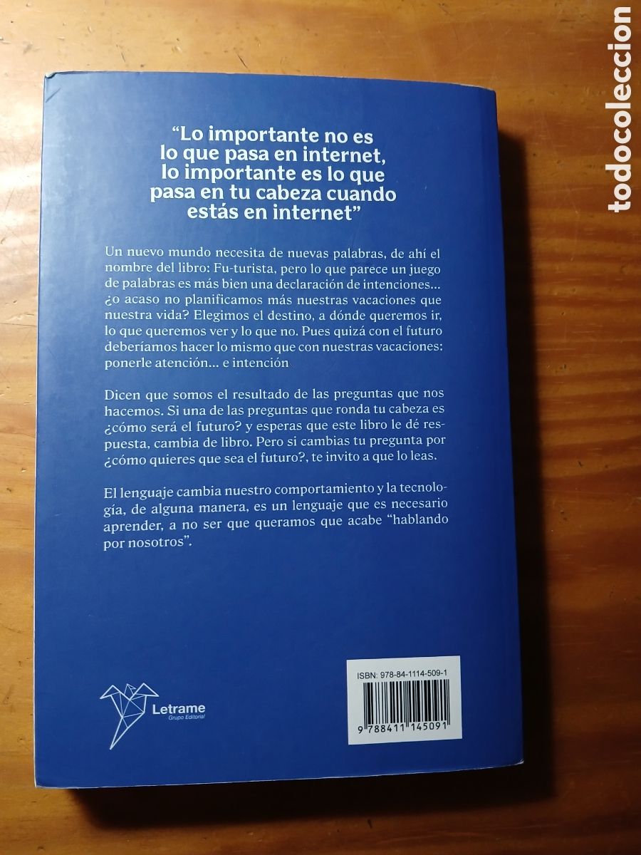 Libros de segunda mano: Futurista. Diana Orero. - Foto 2