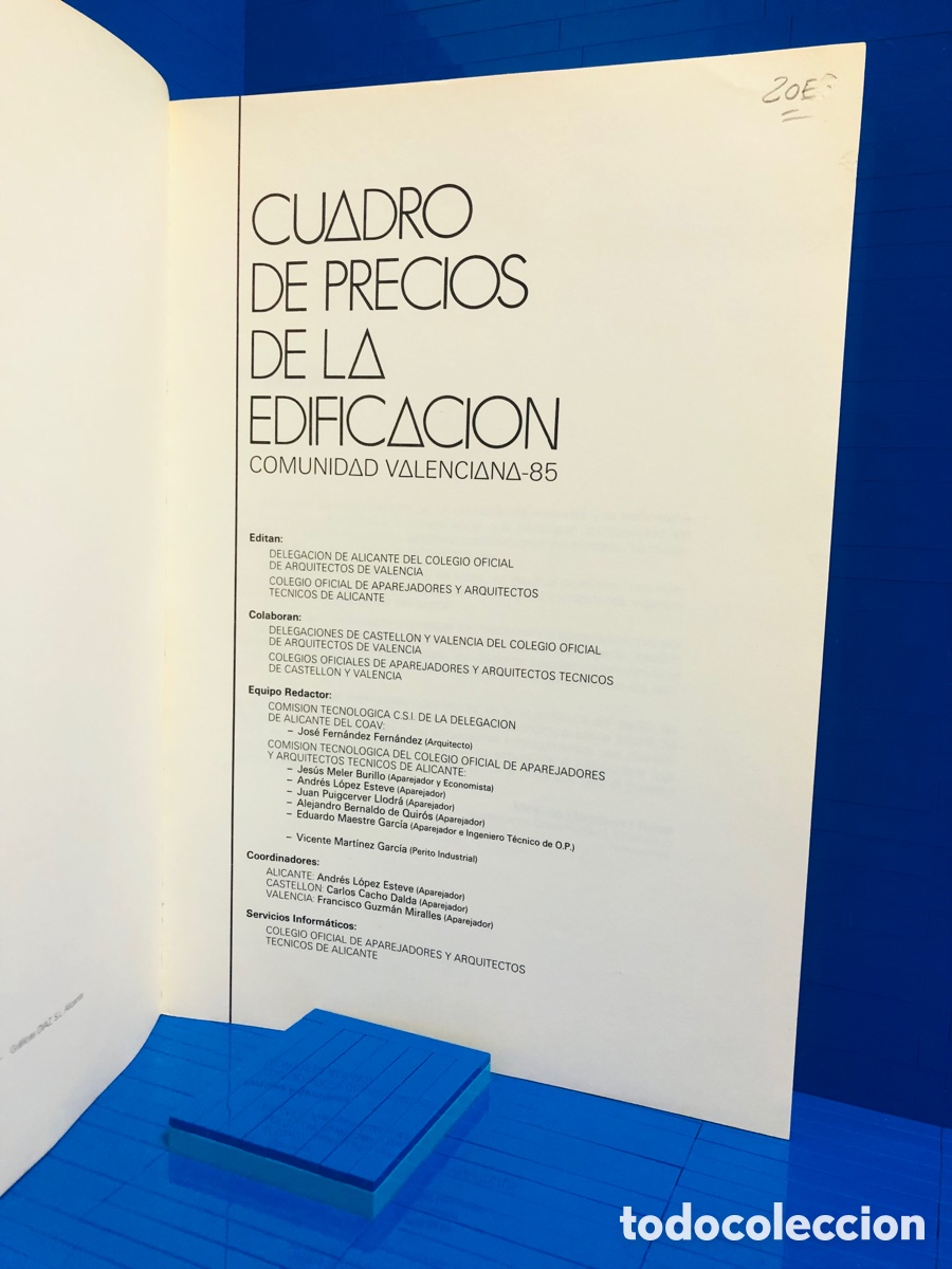 Libros de segunda mano: CUADRO DE PRECIOS DE LA EDIFICACI&Oacute;N COMUNIDAD VALENCIANA - 85 COAV 1985 - Foto 2