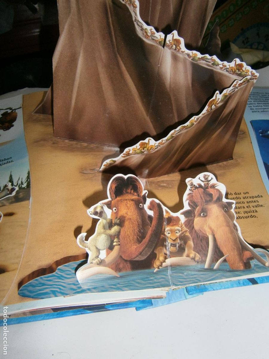 Libros de segunda mano: EL MUNDO DE ICE AGE - TRIDIMENCIONAL - Foto 3
