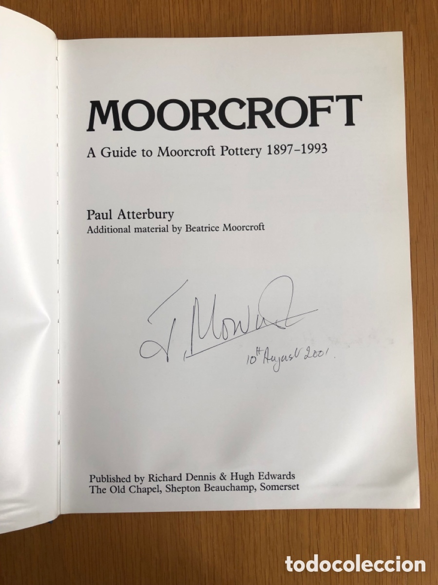 Libros de segunda mano: MOORCROFT. REVISED EDITION 1897-1993. Paul Atterbury - Foto 2