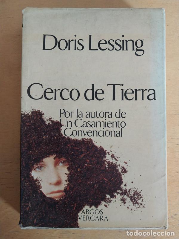 Libros de segunda mano: Cerco de Tierra - Doris Lessing - Foto 1