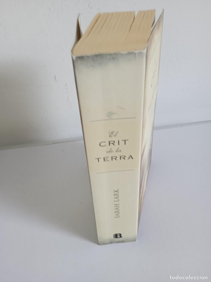 Libros de segunda mano: EL CRIT DE LA TERRA Sarah Lark - Foto 2