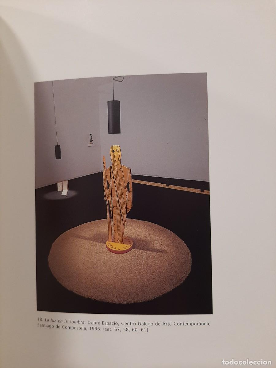 Libros de segunda mano: Isaac P&eacute;rez Vicente. La luz en la sombra - Foto 2
