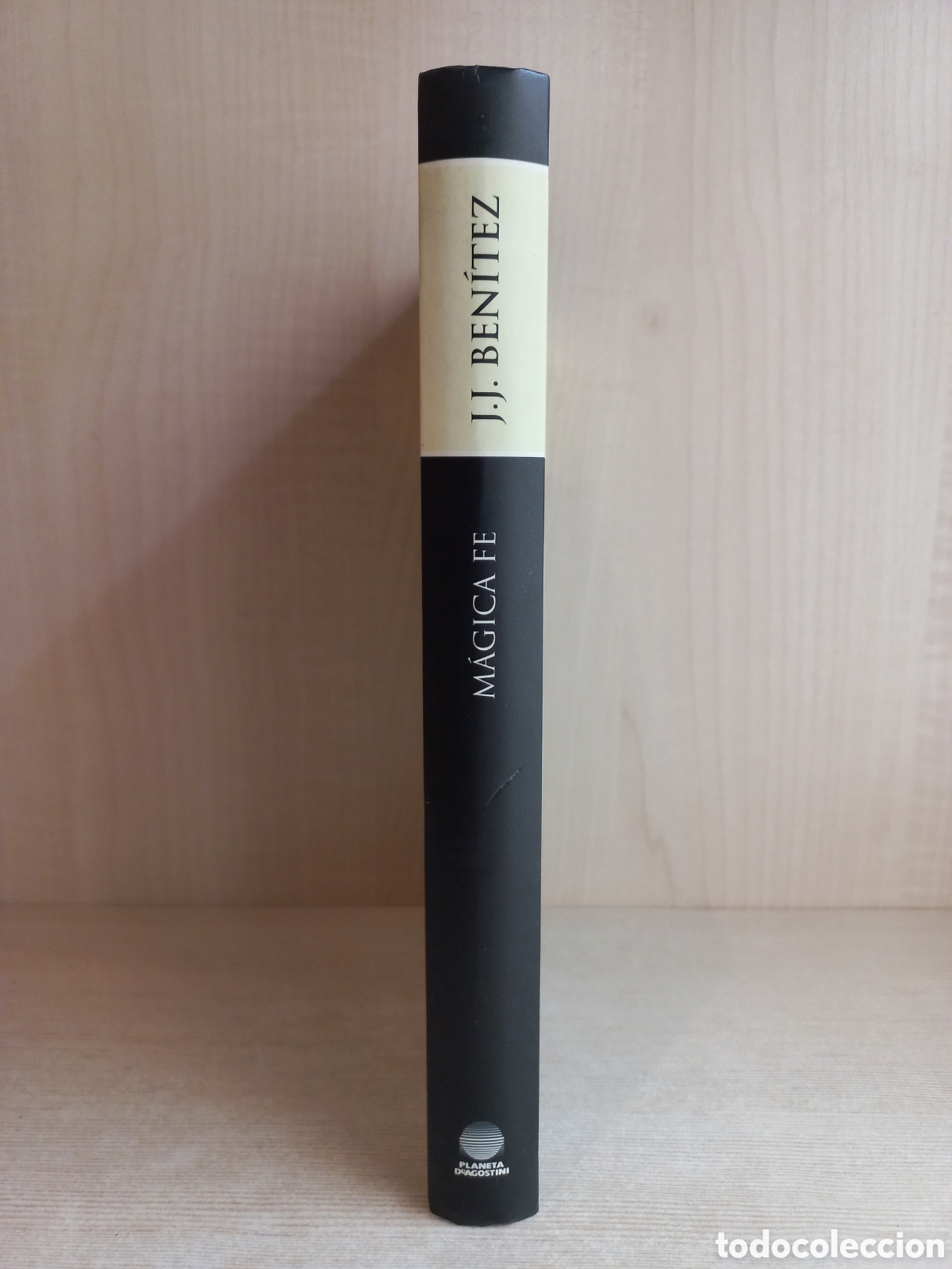 Libros de segunda mano: M&aacute;gica Fe. J.J. Ben&iacute;tez. Planeta de Agostini, 2001. - Foto 2