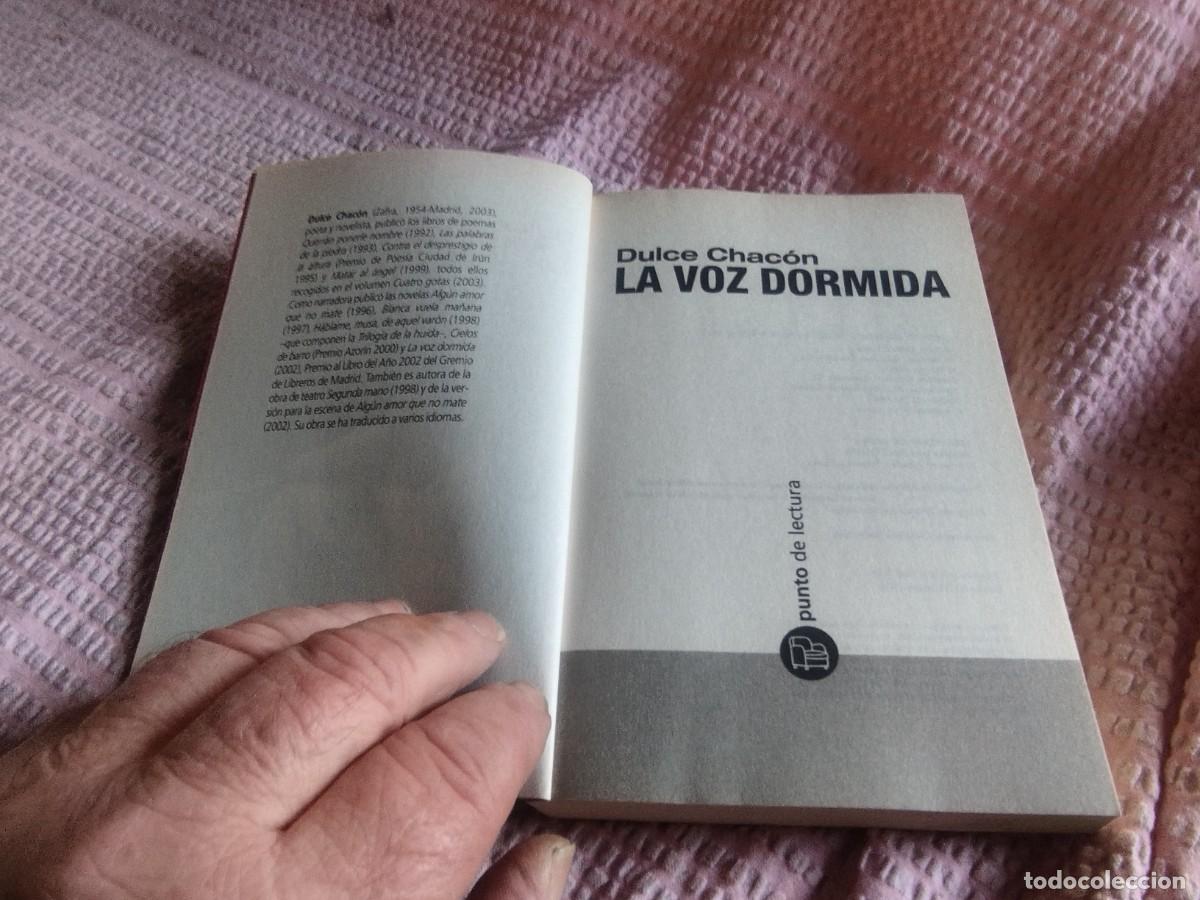 Libros de segunda mano: LA VOZ DORMIDA / DULCE CHACON / EVA 257-260 - Foto 6