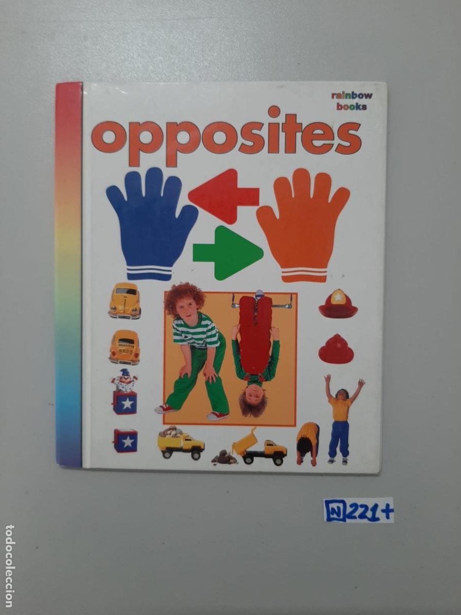 Libros de segunda mano: Libro: Opposites,.,. - Foto 1