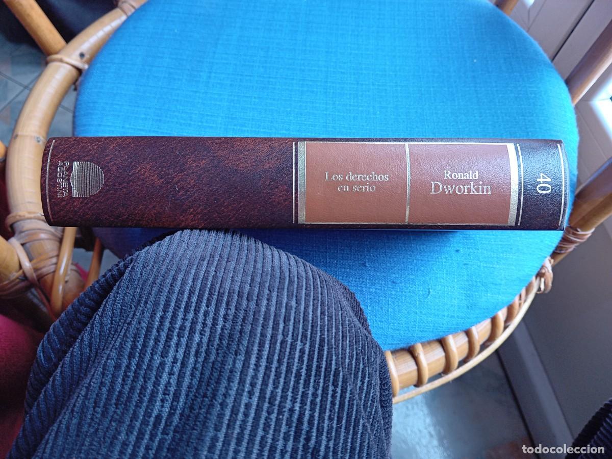 Libros de segunda mano: Ronald Dworkin, los derechos en serio - Foto 5