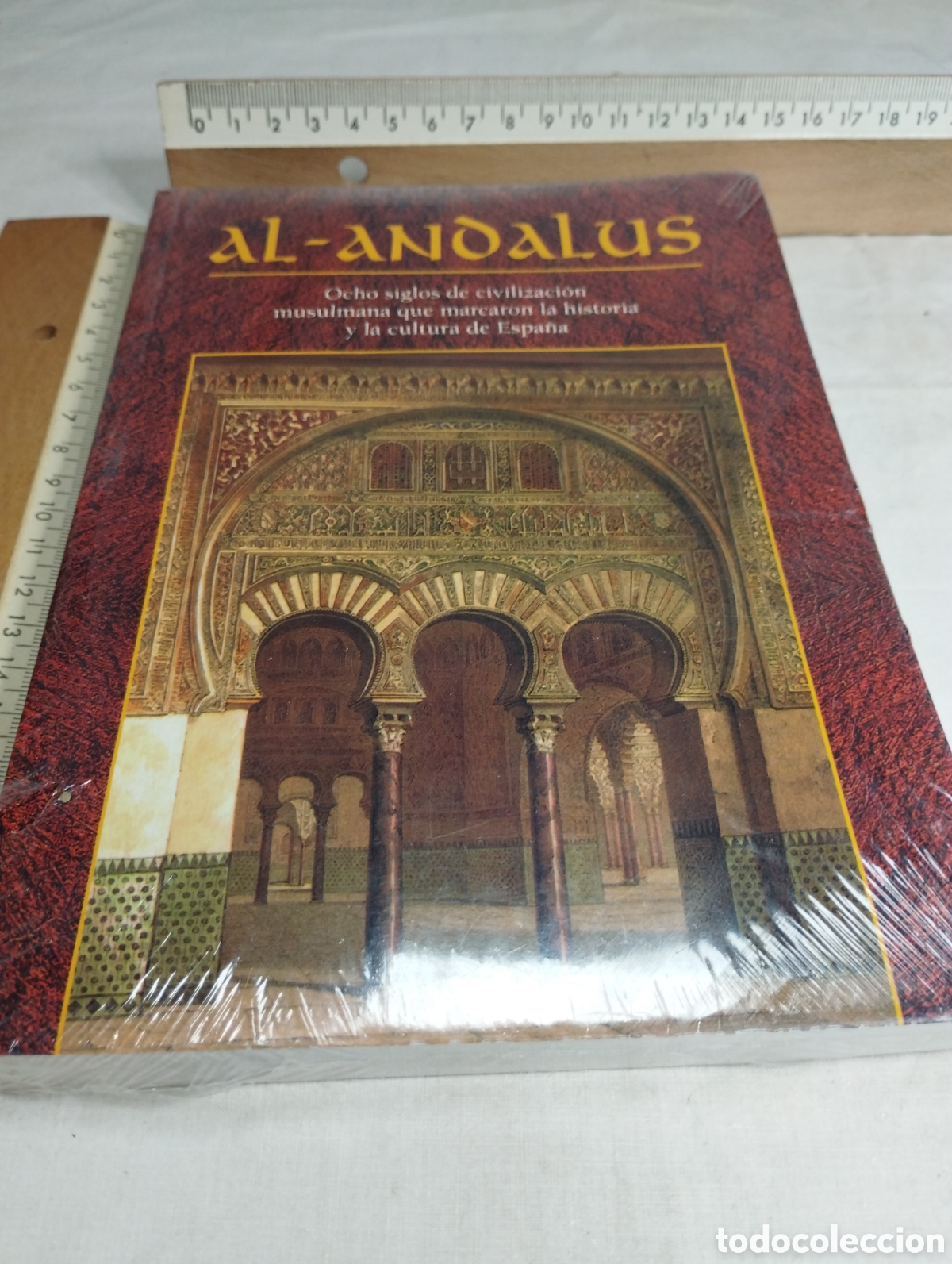 Libros de segunda mano: Al-Andalus. Concha Mas&iacute;a. - Foto 1