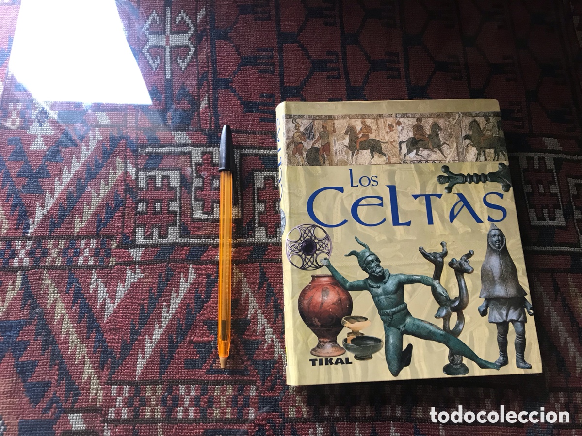 Libros de segunda mano: Los celtas. Elena Percivaldi. Tikal - Foto 1