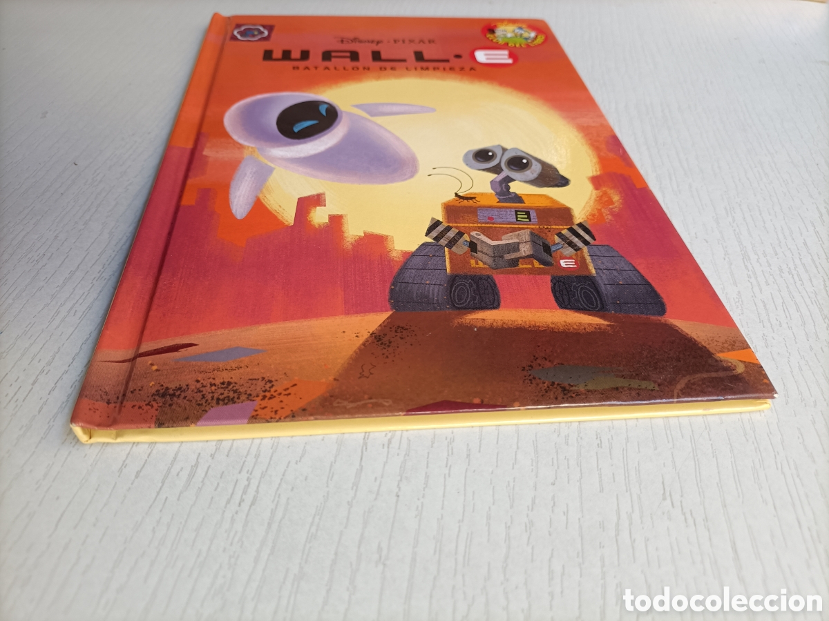 Libros de segunda mano: Wall.e . Batall&oacute;n de limpieza. Disney Pixar - Foto 3