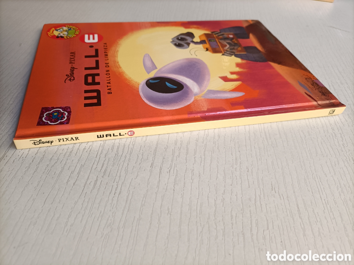 Libros de segunda mano: Wall.e . Batall&oacute;n de limpieza. Disney Pixar - Foto 4