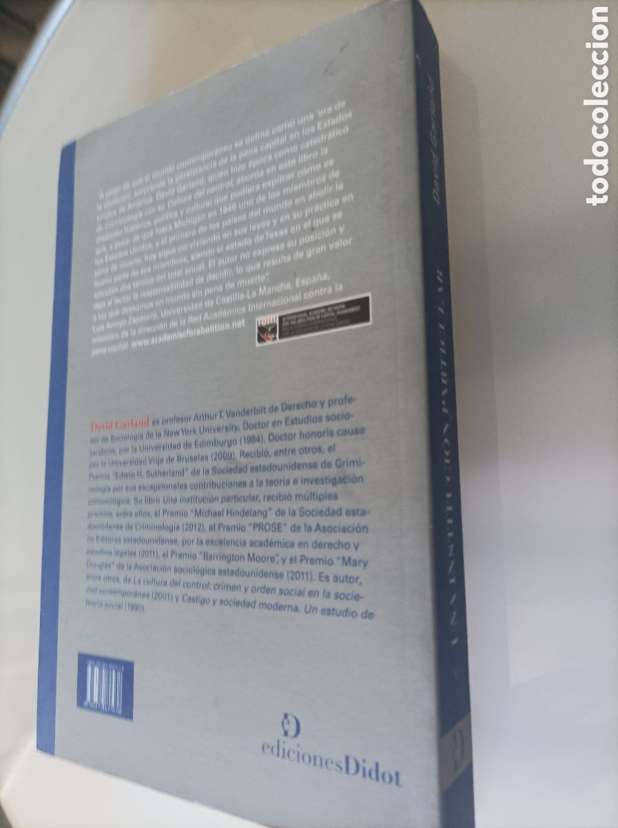Libros de segunda mano: David Garland - Una instituci&oacute;n particular - Foto 2