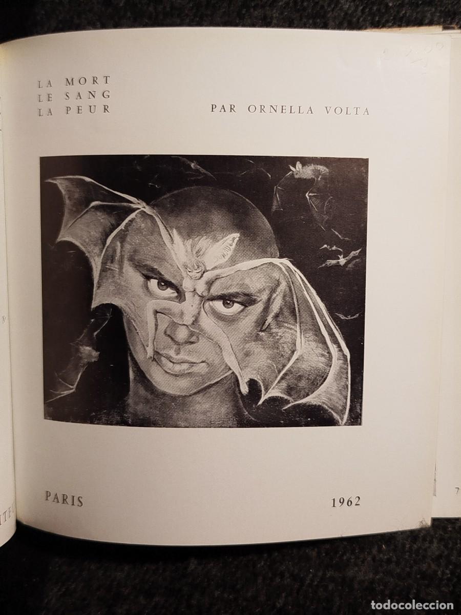 Libros de segunda mano: Le vampire. La Mort, le sang, la peur. Ornella Volta. - Foto 3