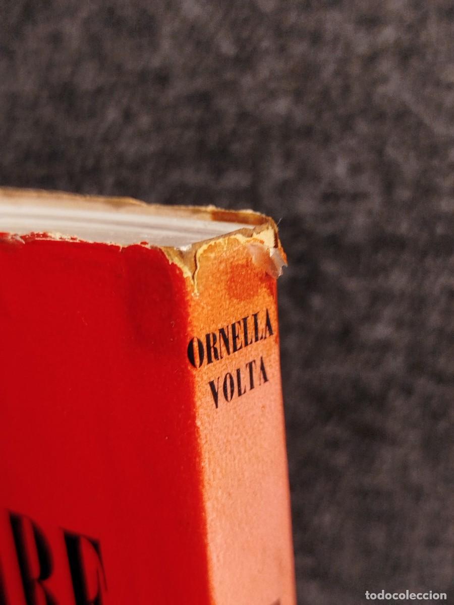 Libros de segunda mano: Le vampire. La Mort, le sang, la peur. Ornella Volta. - Foto 11