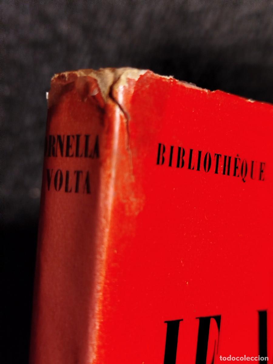 Libros de segunda mano: Le vampire. La Mort, le sang, la peur. Ornella Volta. - Foto 13
