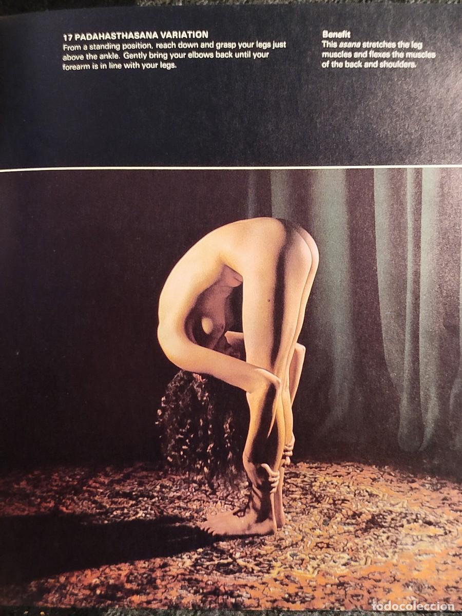 Libros de segunda mano: 1972. Naked Yoga. Malcom Leigh. - Foto 15