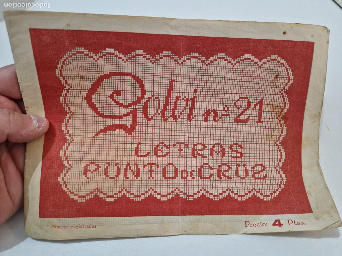 Libros de segunda mano: ANTIGUO LIBRO CUADERNO GOLVI N&ordm; 21 COLECCION ALBUM PARA BORDAR PUNTO CRUZ LETRAS