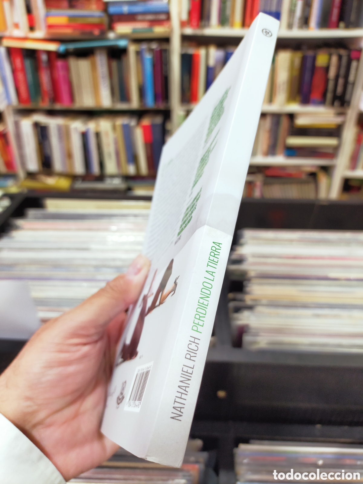 Libros de segunda mano: PERDIENDO LA TIERRA - NATHANIEL RICH - CAMBIO CLIM&Aacute;TICO - Foto 3