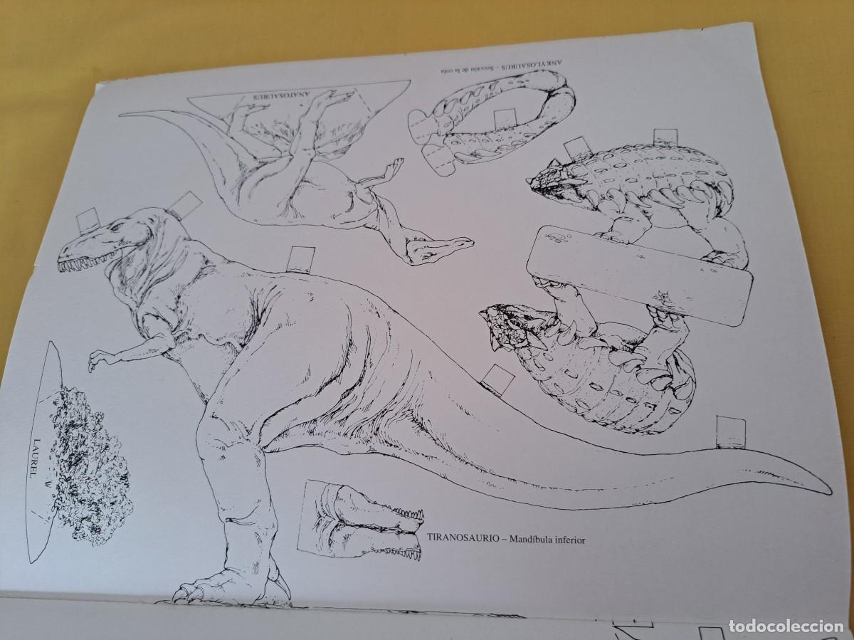 Libros de segunda mano: DANIEL SMITH Y MALCOLM WHITE - LIBRO DE ACCI&Oacute;N: LOS DINOSAURIOS - SUSAETA 1993 - Foto 4