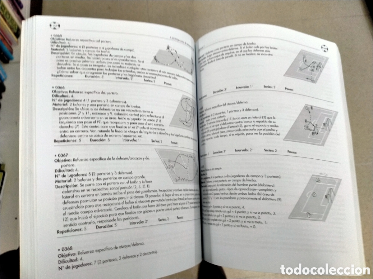 Libros de segunda mano: 1022 ejercicios de ataque en f&uacute;tbol - Foto 2