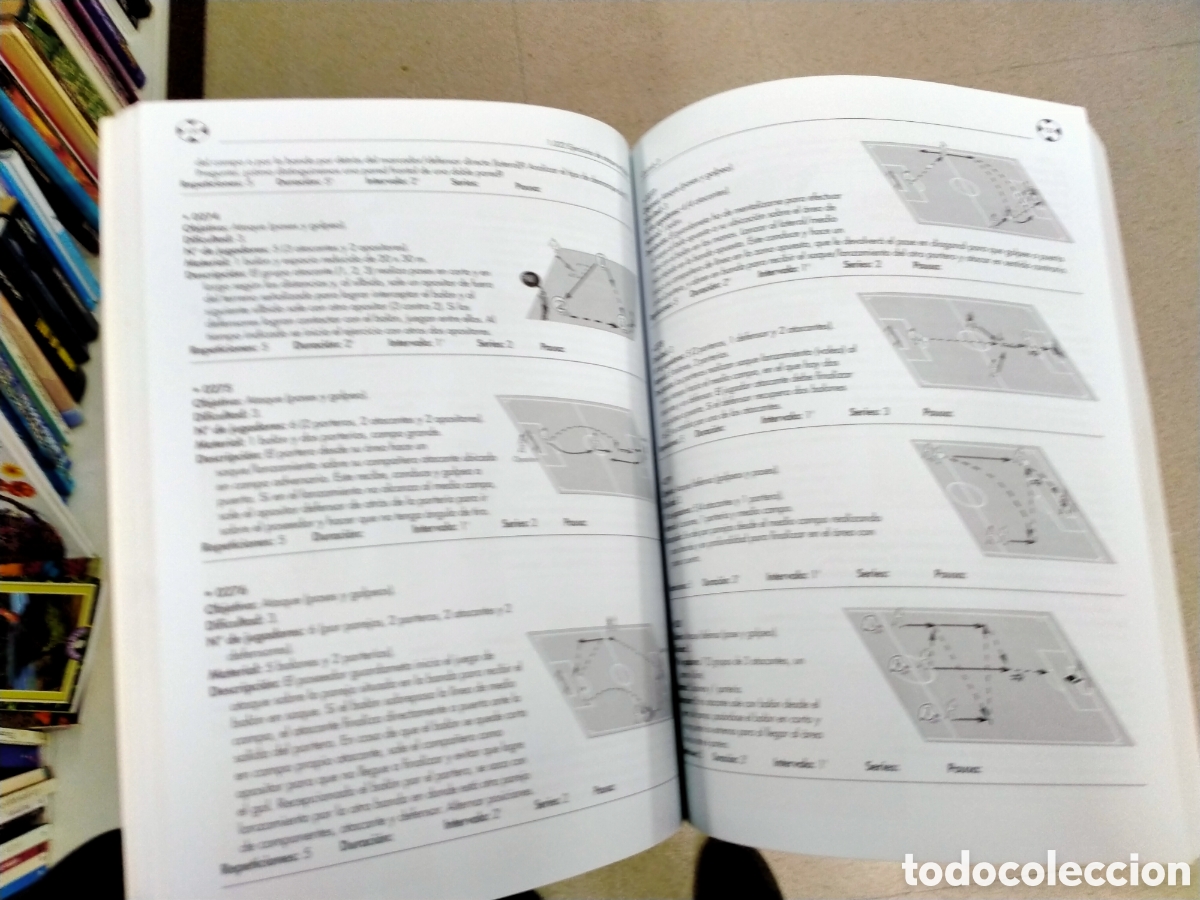 Libros de segunda mano: 1022 ejercicios de ataque en f&uacute;tbol - Foto 4