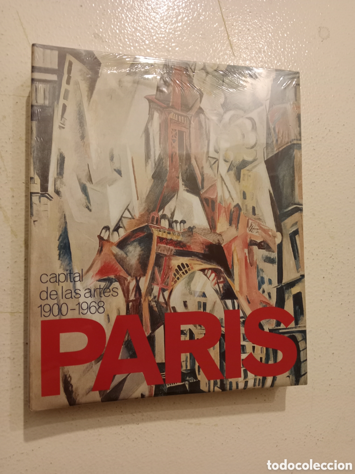 Libros de segunda mano: Paris.capital de las artes 1900-1968. A estrenar en celof&aacute;n. - Foto 1