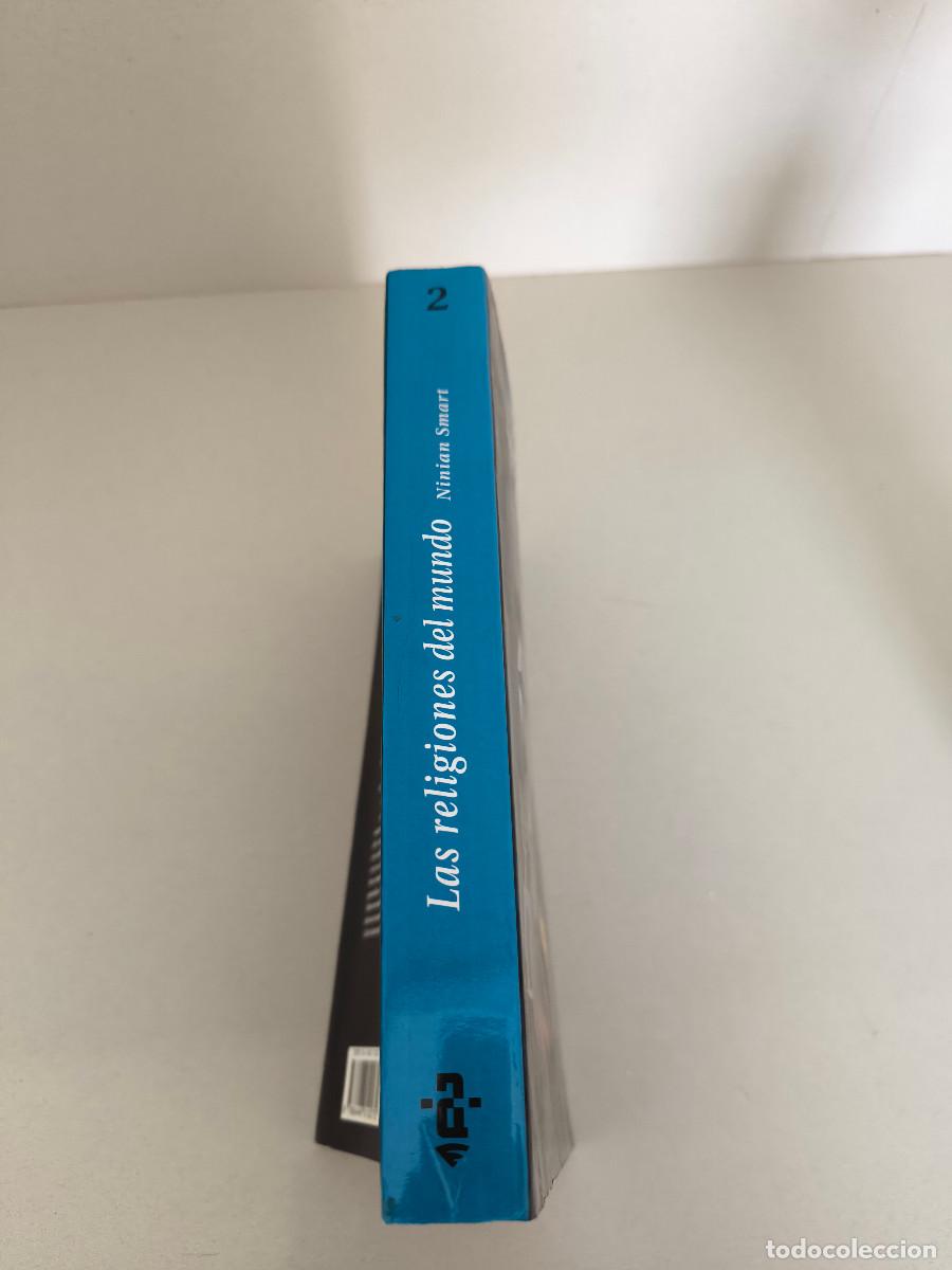 Libros de segunda mano: Las religiones del mundo. Ninian Smart. Akal - Foto 2