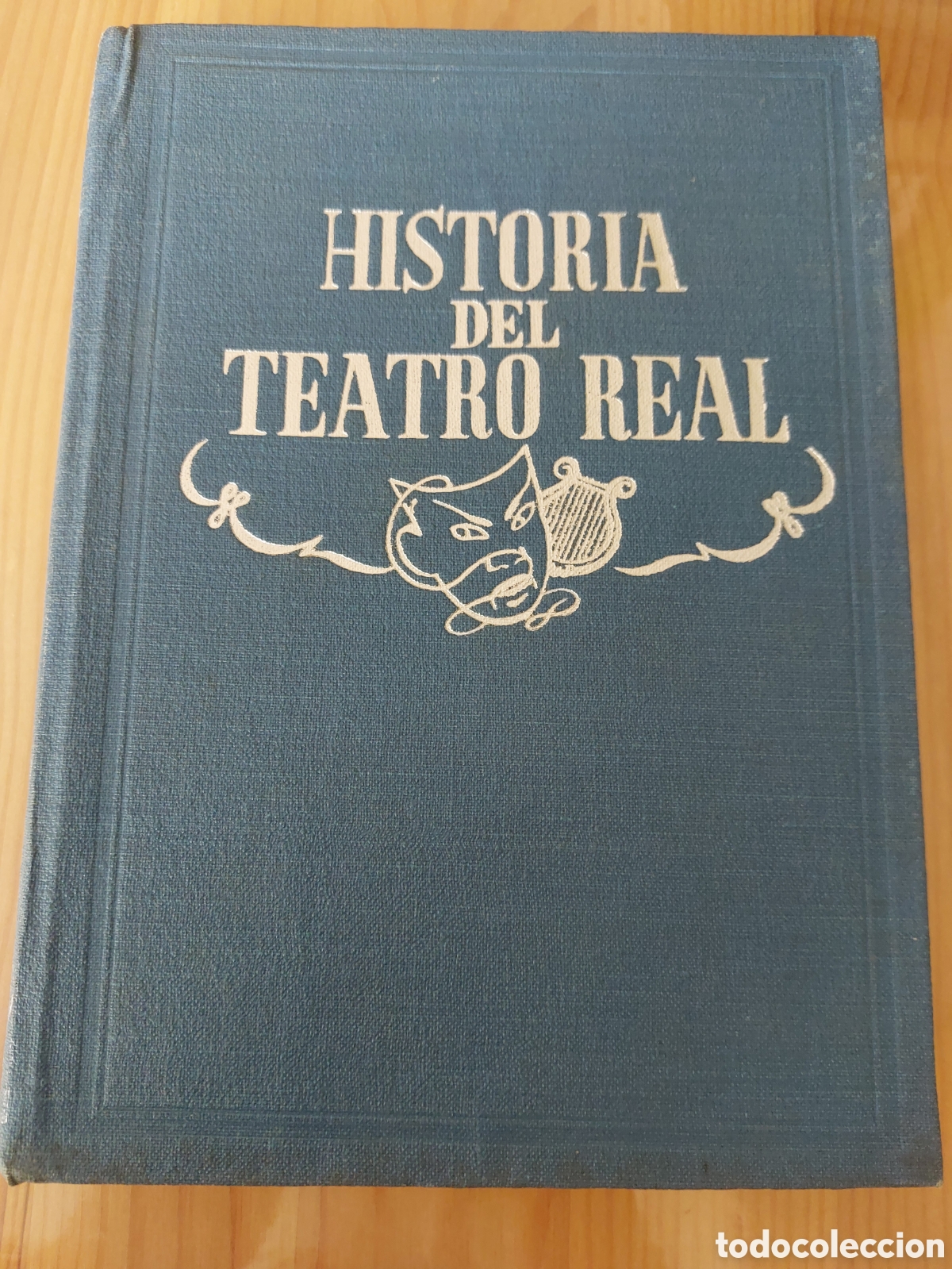 Libros de segunda mano: Historia del Teatro Real - Foto 1