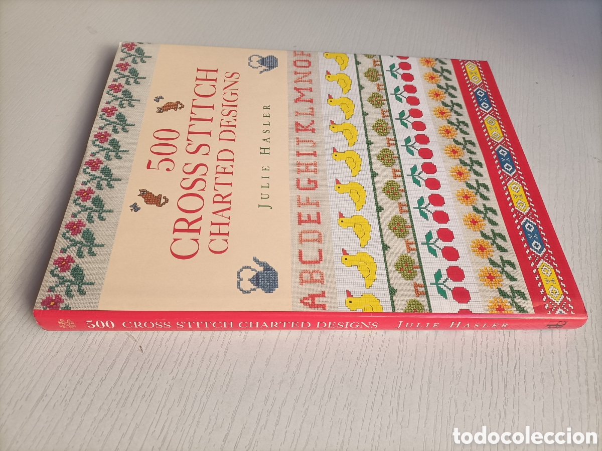 Libros de segunda mano: 500 Cross Stitch charted designs Texto ingl&eacute;s punto de cruz dise&ntilde;os gr&aacute;ficos artesan&iacute;a manualidades