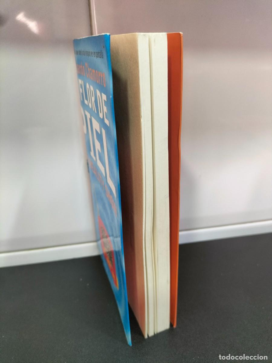 Libros de segunda mano: Libro - A flor de piel un reality show ( Eduardo Chamorro - Planeta - Foto 3