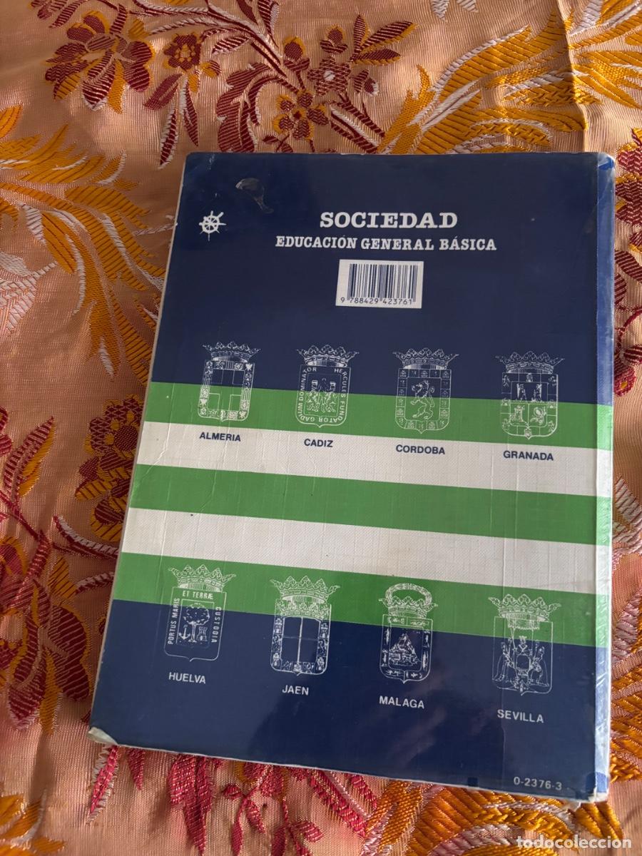 Libros de segunda mano: Sociedad 6 Santillana - Foto 2