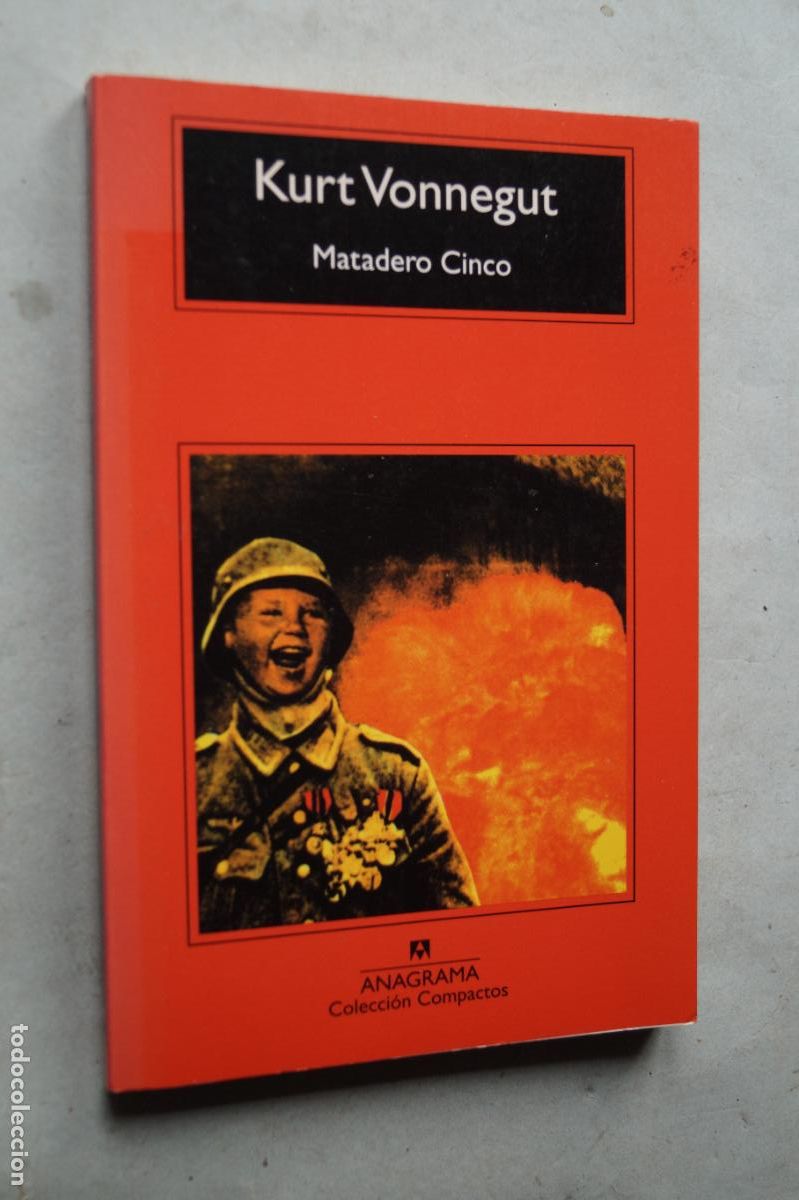 Libros de segunda mano: MATADERO CINCO. KURT VONNEGUT. NOVELA - Foto 1