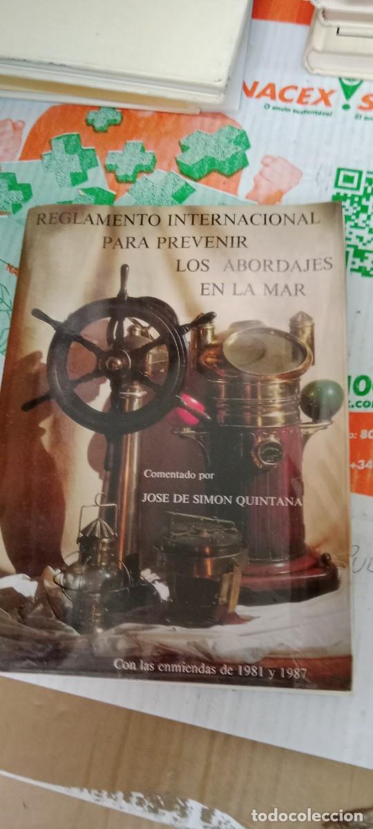Libros de segunda mano: M-COL LIBRO REGLAMENTO INTERNACIONAL PARA PREVENIR LOS ABORDAJES EN LA MAR - Foto 1
