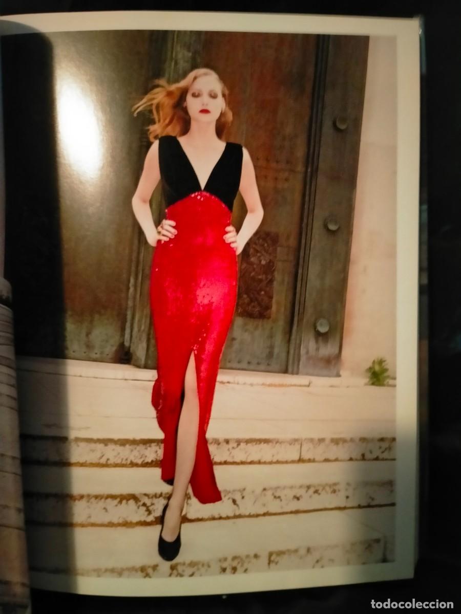 Libros de segunda mano: HELMUT NEWTON. A GUN FOR HIRE .TASCHEN - Foto 7