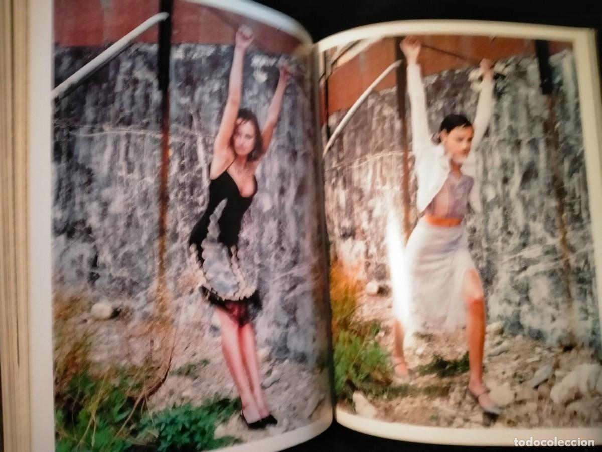 Libros de segunda mano: HELMUT NEWTON. A GUN FOR HIRE .TASCHEN - Foto 17