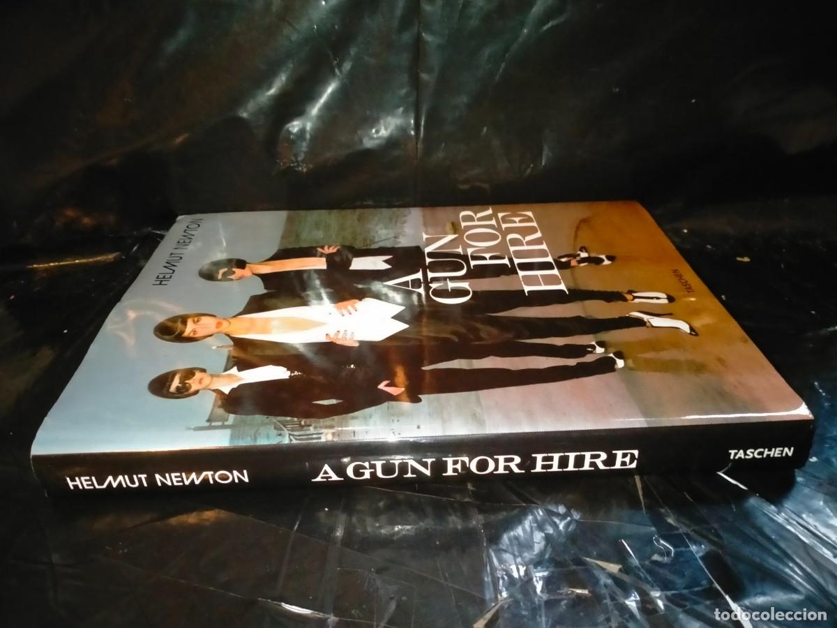 Libros de segunda mano: HELMUT NEWTON. A GUN FOR HIRE .TASCHEN - Foto 22
