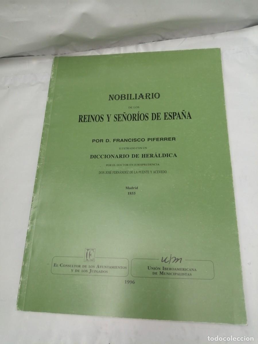 Gebrauchte B&uuml;cher: Nobiliario de los Reinos y Se&ntilde;or&iacute;os de Espa&ntilde;a