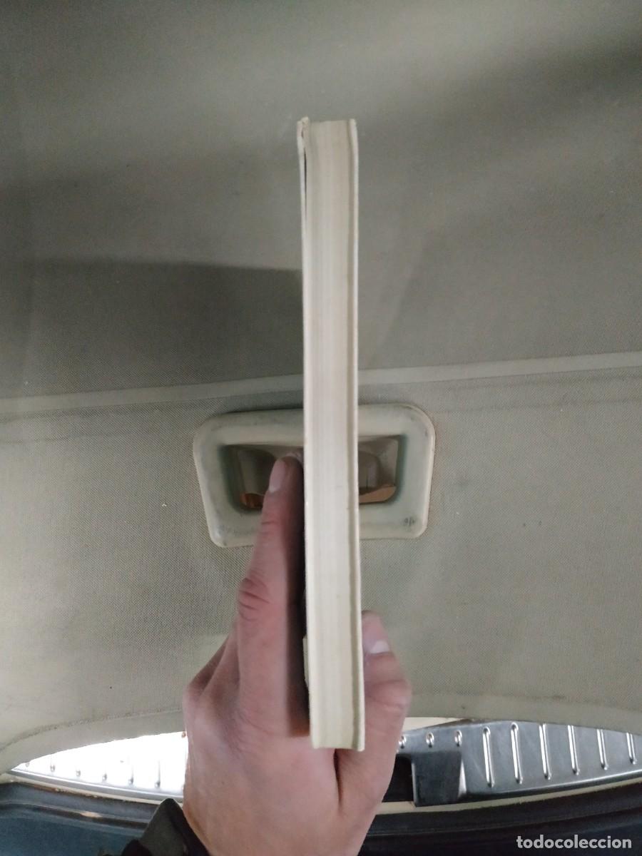 Libros de segunda mano: Libro de los avaros - Al-Yahiz. Editora Nacional - Foto 4
