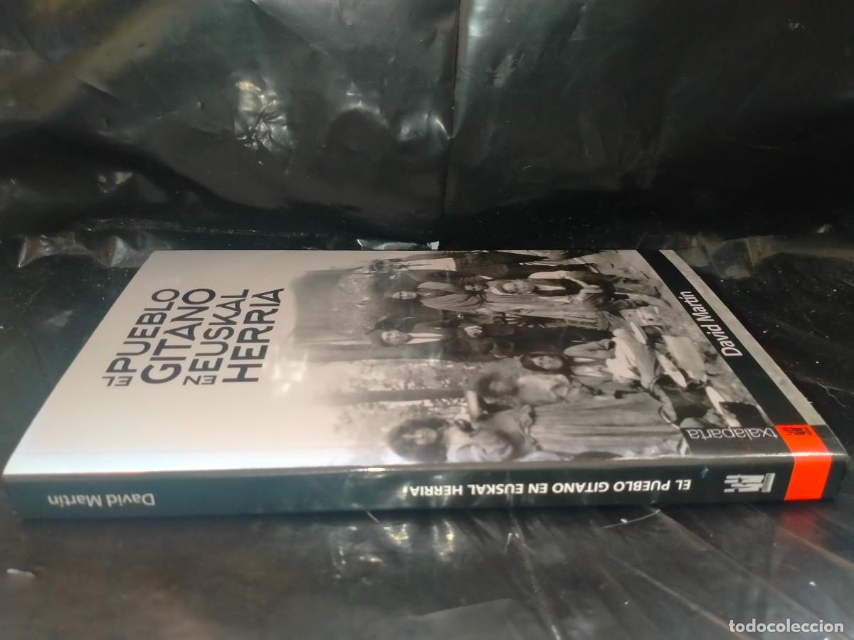 Libros de segunda mano: DAVID MART&Iacute;N. EL PUEBLO GITANO EN EUSKAL HERRIA .TXALAPARTA - Foto 4