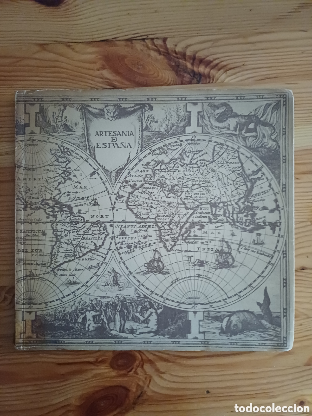 Libros de segunda mano: Artesania de Espa&ntilde;a Obra Sindical de Artesania Dise&ntilde;o Arte Fran&ccedil;ais English 1966 Laus Deo