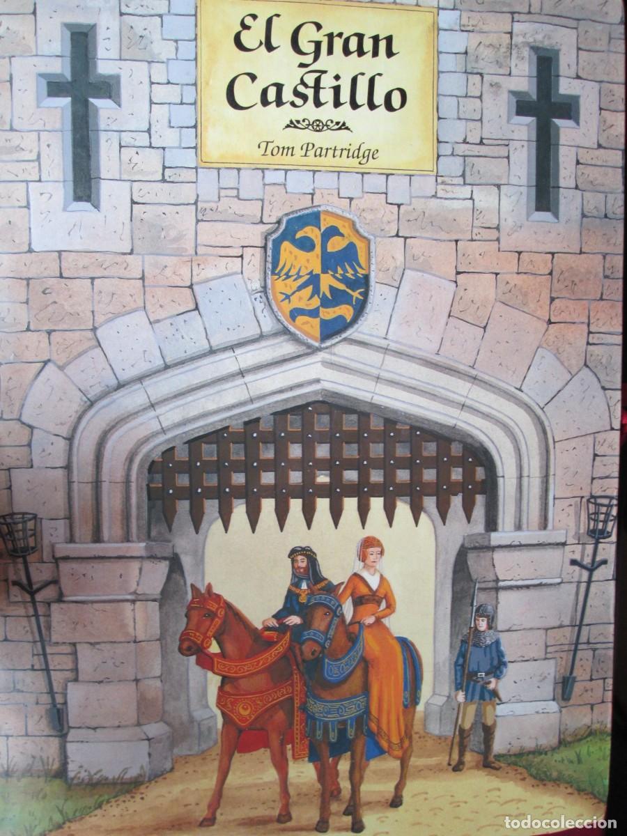 Libros de segunda mano: LOTE DE 2. EL GRAN CASTILLO (POP-UP) Y CONSTRUYE UN CASTILLO (CONSTRUCCION). - Foto 2