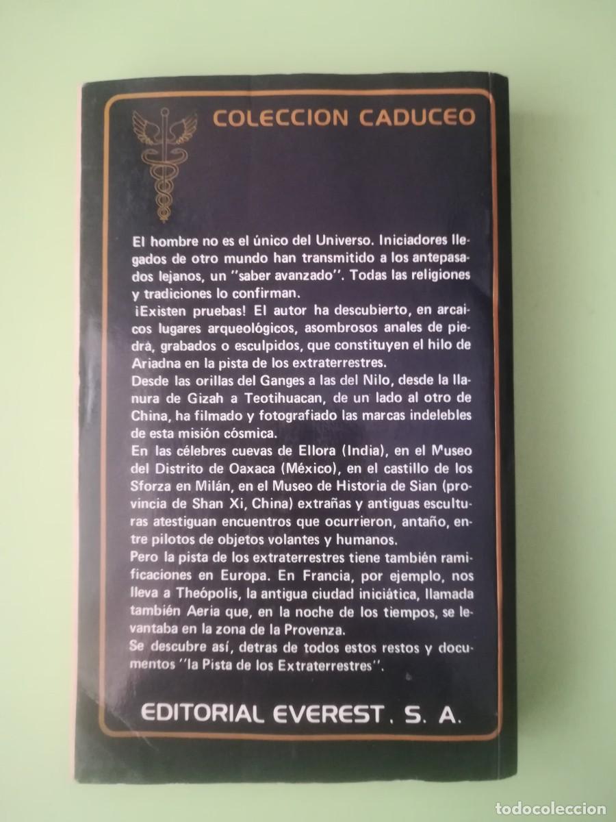 Libros de segunda mano: La pista de los extraterrestres Guy Tarade Everest 1983 - Foto 2