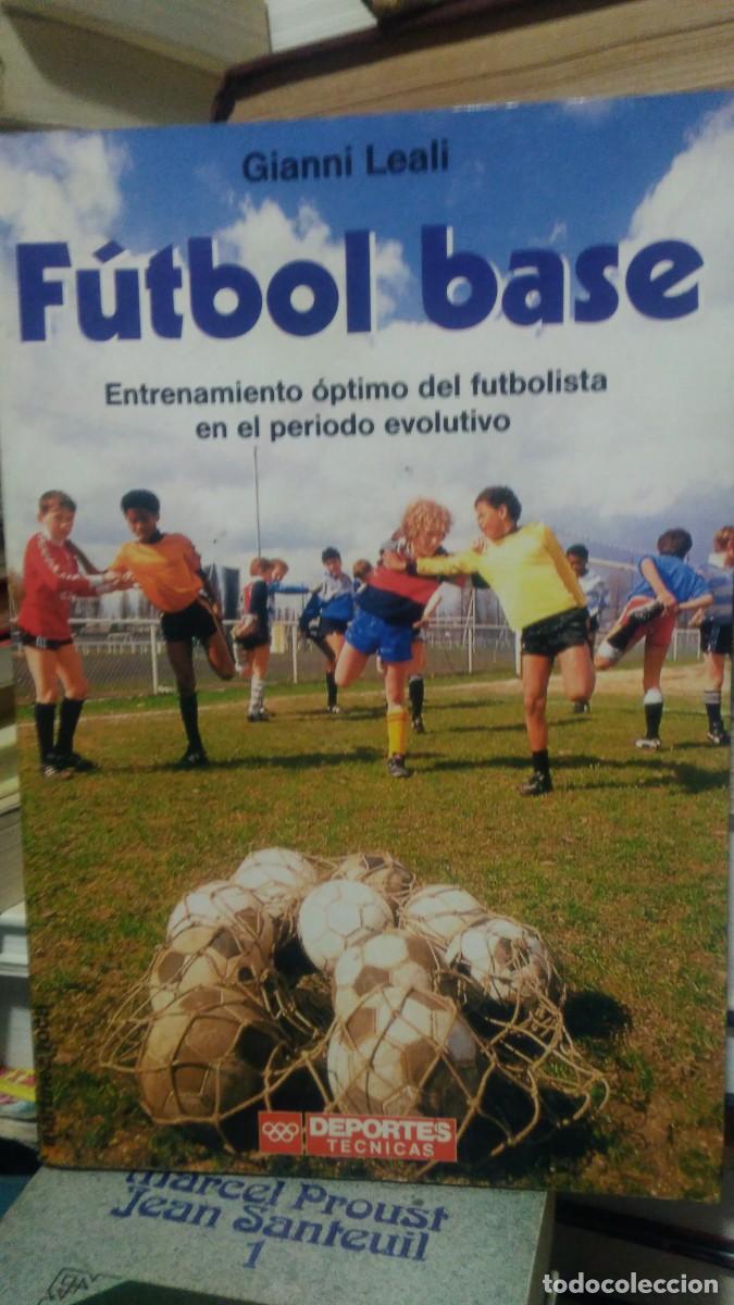 Libros de segunda mano: F&uacute;tbol base -Gianni Leali. Ed. Mart&iacute;nez Roca - Foto 1