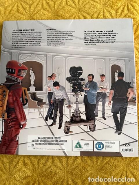 Libros de segunda mano: STANLEY KUBRICK&acute;S 2001: A SPACE ODYSSEY - TASCHEN - LIBRO + DVD - Foto 2