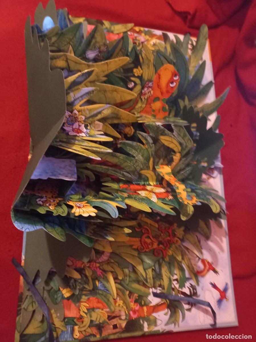 Libros de segunda mano: LA SELVA TROPICAL - LIBROS PARA JUGAR - LIBRO POP-UP - CARTONE - Foto 2