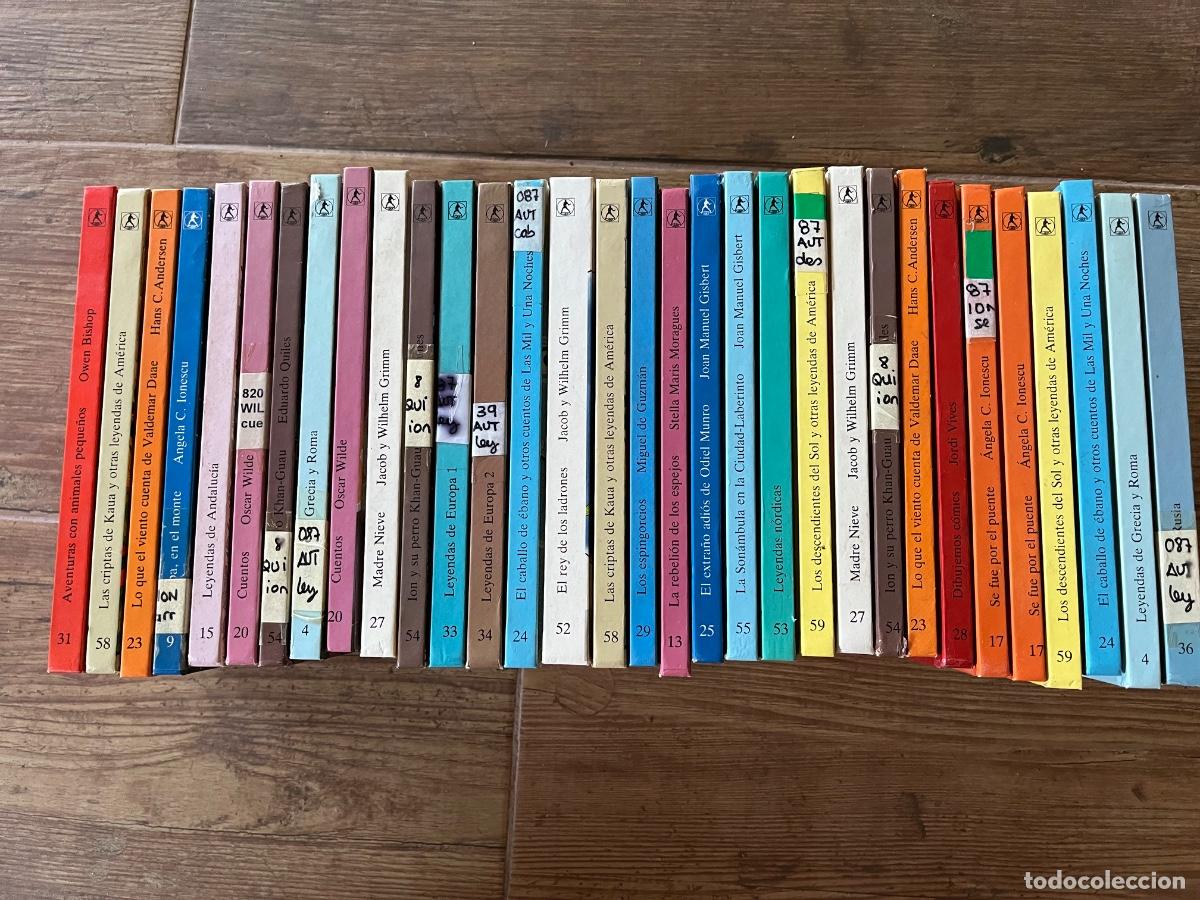 Libros de segunda mano: BIBLIOTECA JUVENIL LABOR 32 TOMOS - Foto 2