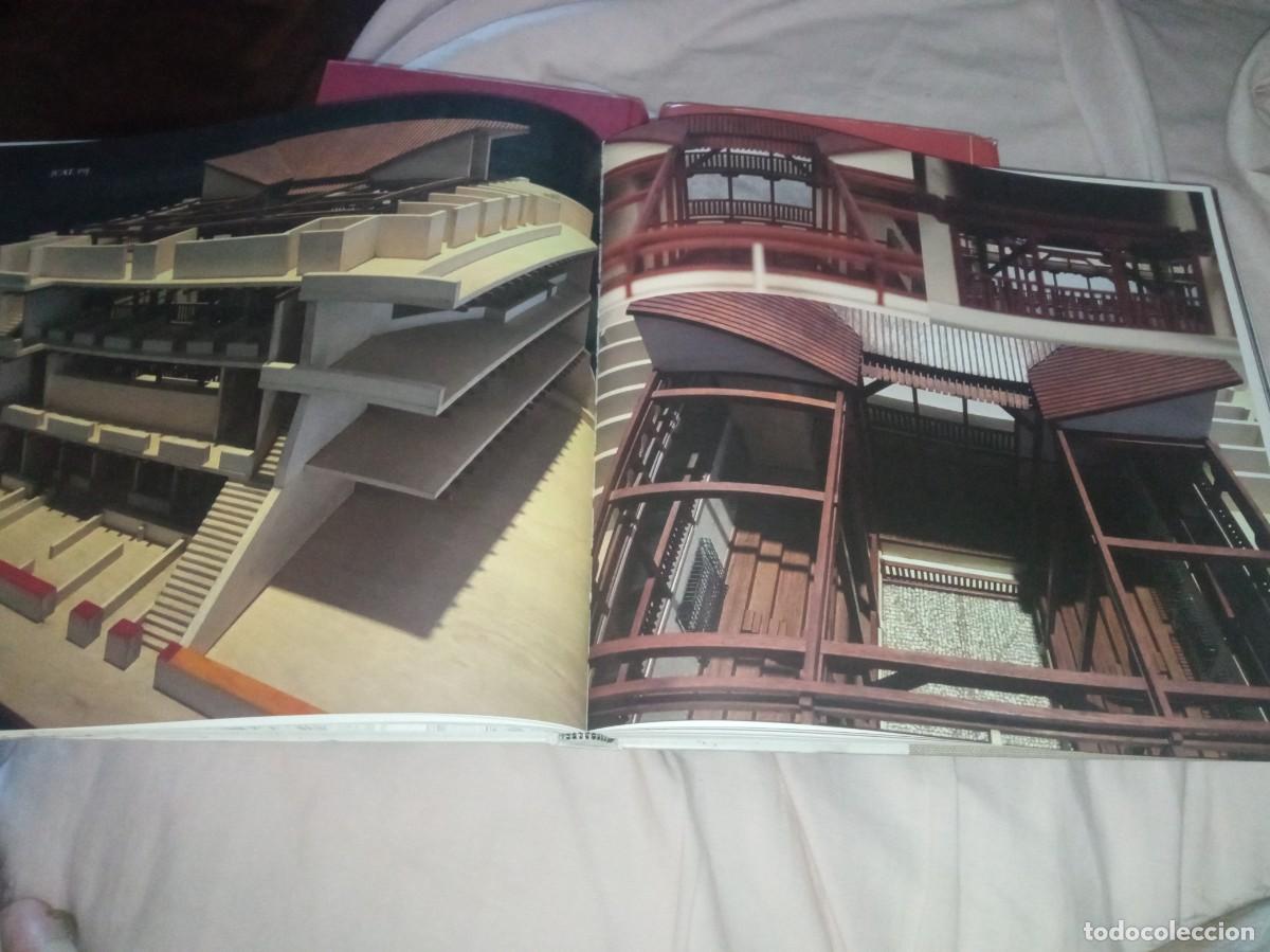 Libros de segunda mano: Todo Madrid es Teatro. 2018 - Foto 2