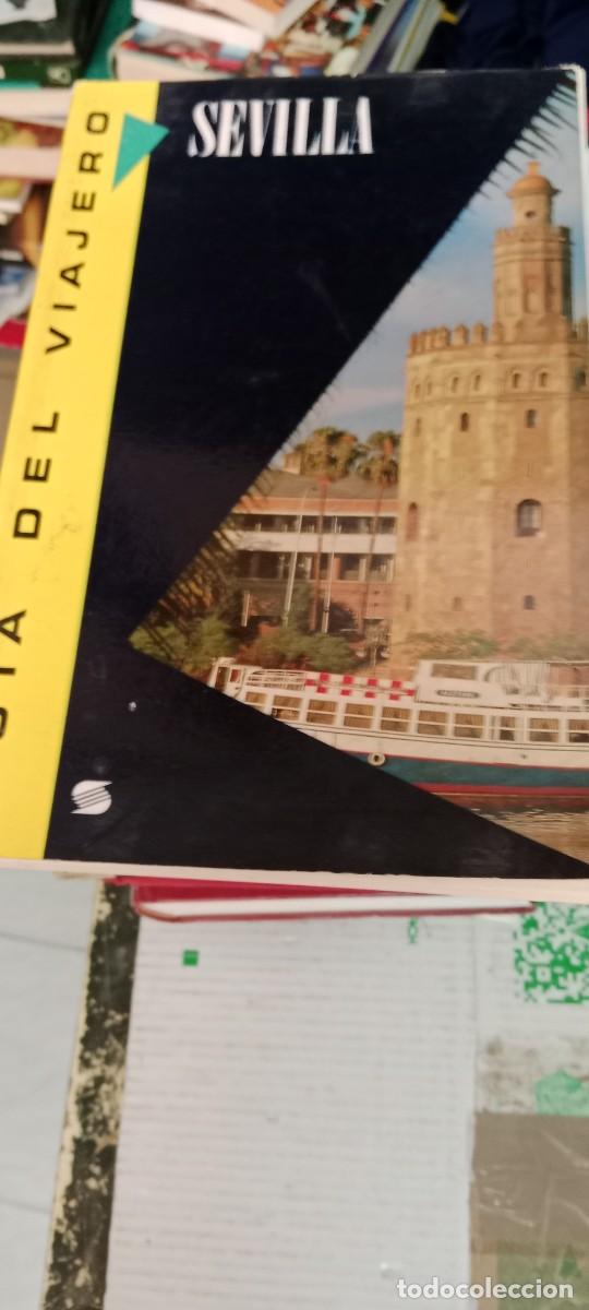 Libros de segunda mano: M-38 LIBRO GUIA DEL VIAJERO SEVILLA - Foto 1