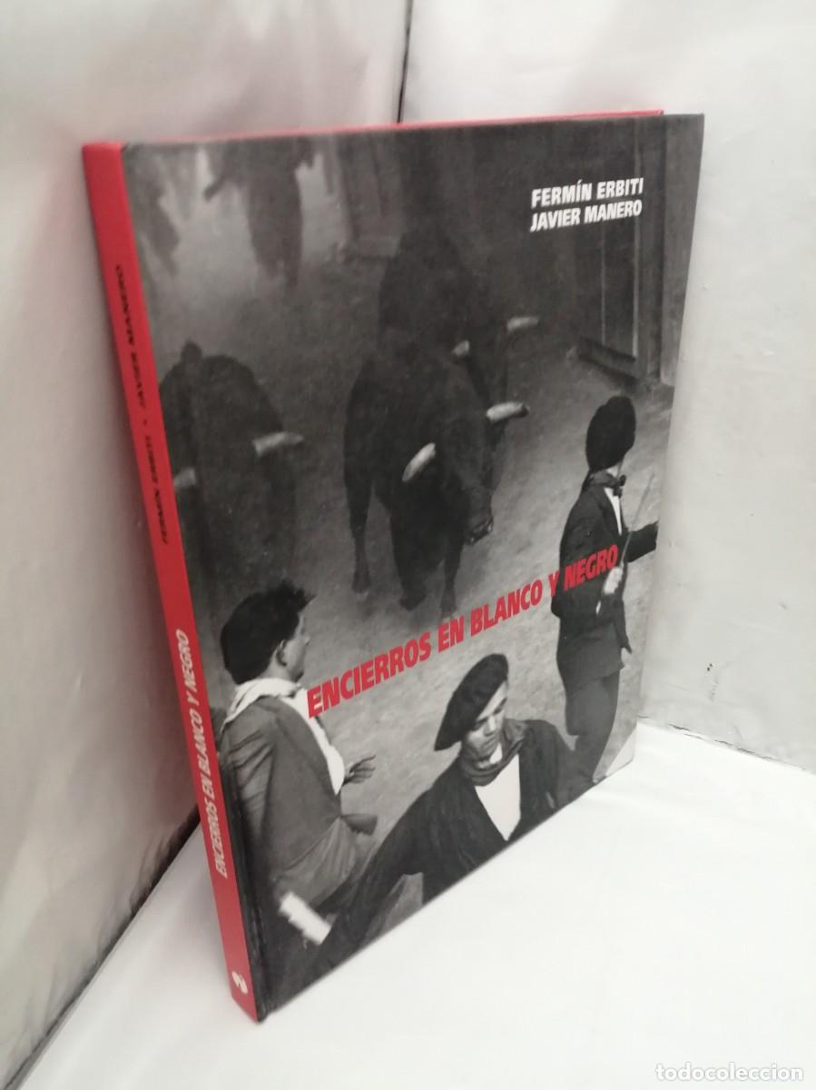 Libros de segunda mano: Encierros en blanco y negro (Primera edici&oacute;n, tapa dura) - Foto 10