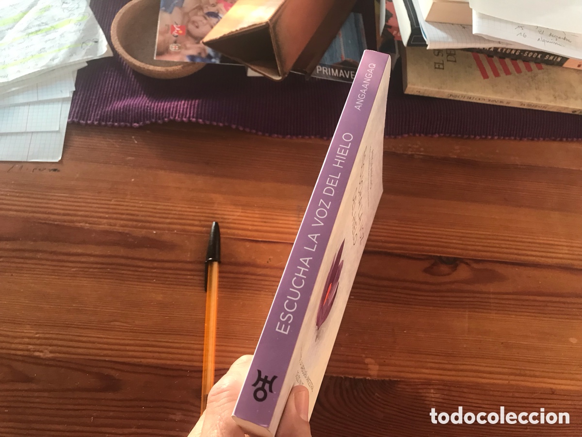 Libros de segunda mano: Escucha la voz del hielo. Angaangaq. Urano - Foto 2